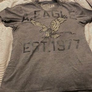 American Eagle tee shirt